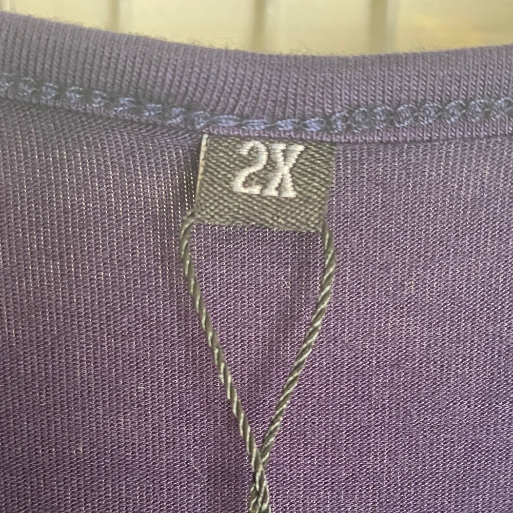 NWT Folunsi Chic Navy Women's Blouse with Lace Detail - Picture 3 of 3